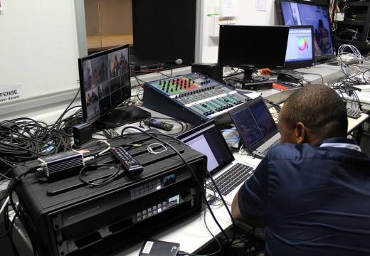 Installation régie mobile multicam pour un streaming en 10Mbits