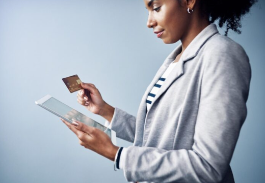 Mise en place d'une solution digitale de carte d'identité consulaire